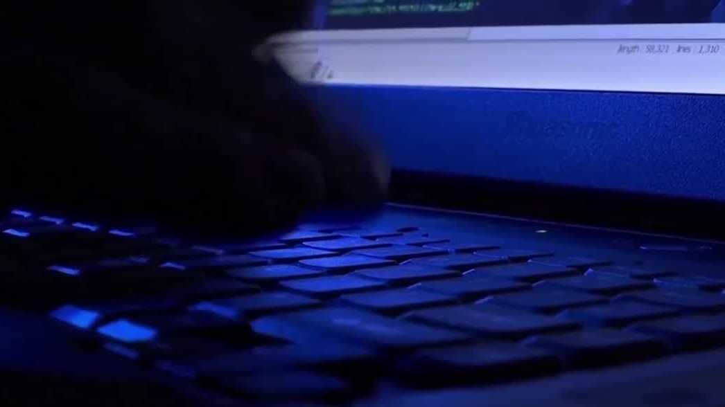 Iowa Senate advances bill limiting use of AI in state agencies