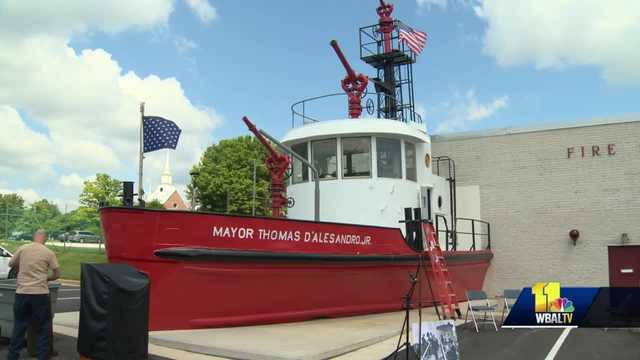 Pelosi visits Baltimore to help unveil new home for fireboat - Vimarsana News