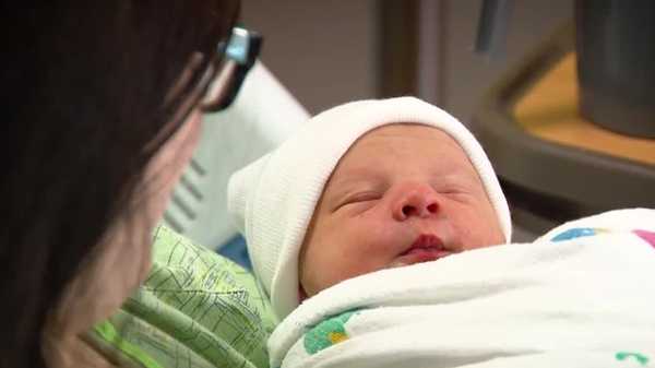 special delivery: baby born at iowa fedex facility surprises mom, medics
