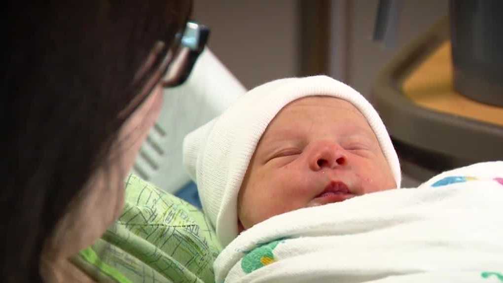 Special delivery: Baby born at Iowa FedEx facility surprises mom, medics