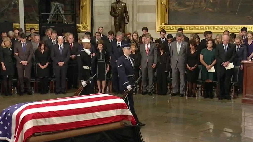 NH governor attends Bush arrival cermony, reflects on relationship with ...