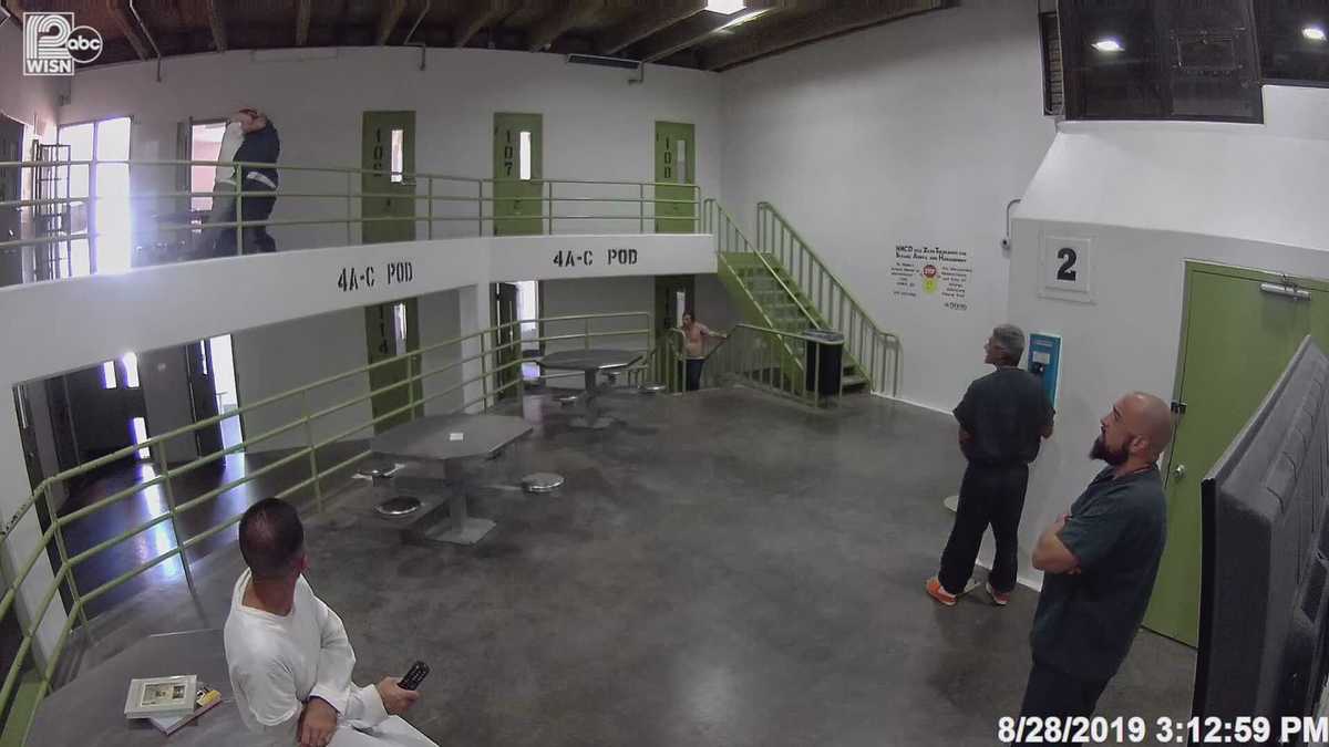 Video shows moment of prison fight involving Jake Patterson