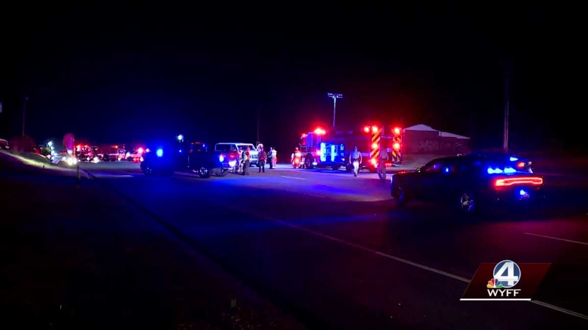 1 dead after vehicle vs. pedestrian in Greenville County, coroner says