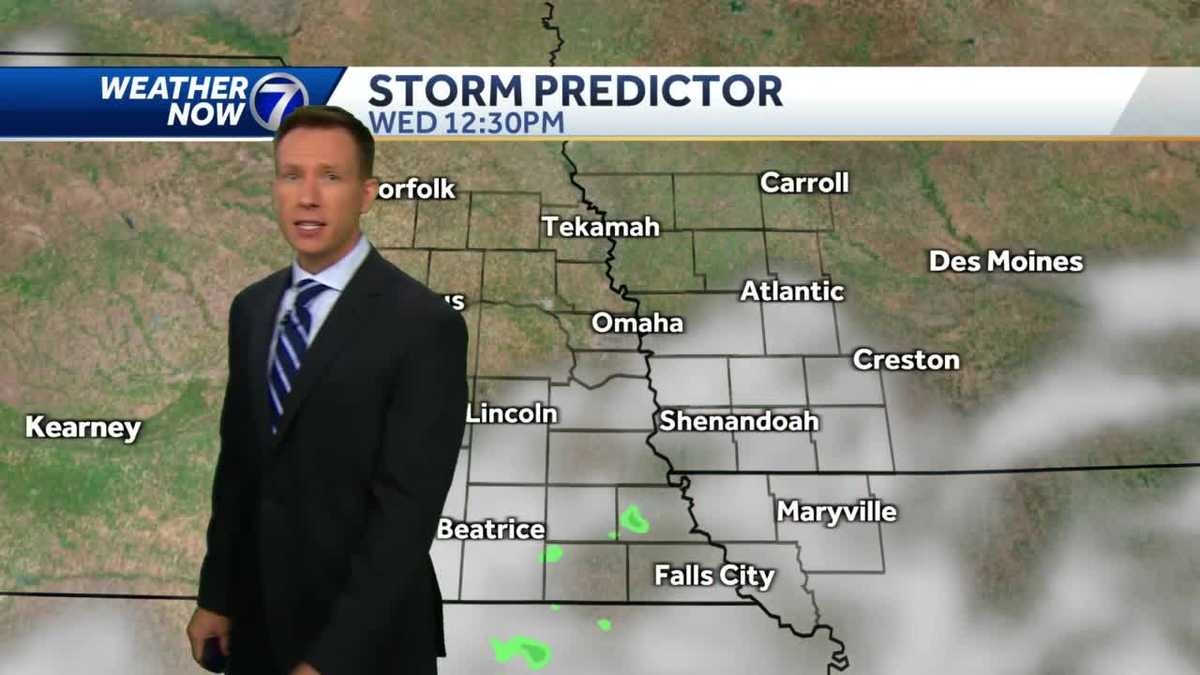 Dense fog in Iowa early Wednesday, more sun northwest