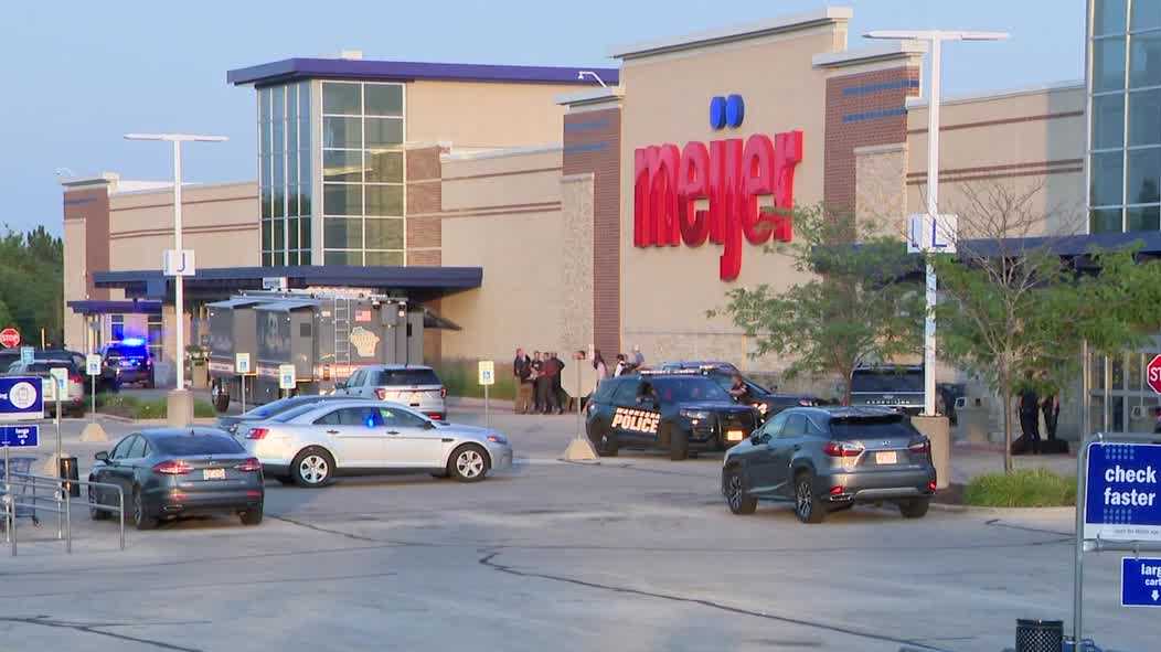 Waukesha police shoot armed man during hostage situation at Meijer