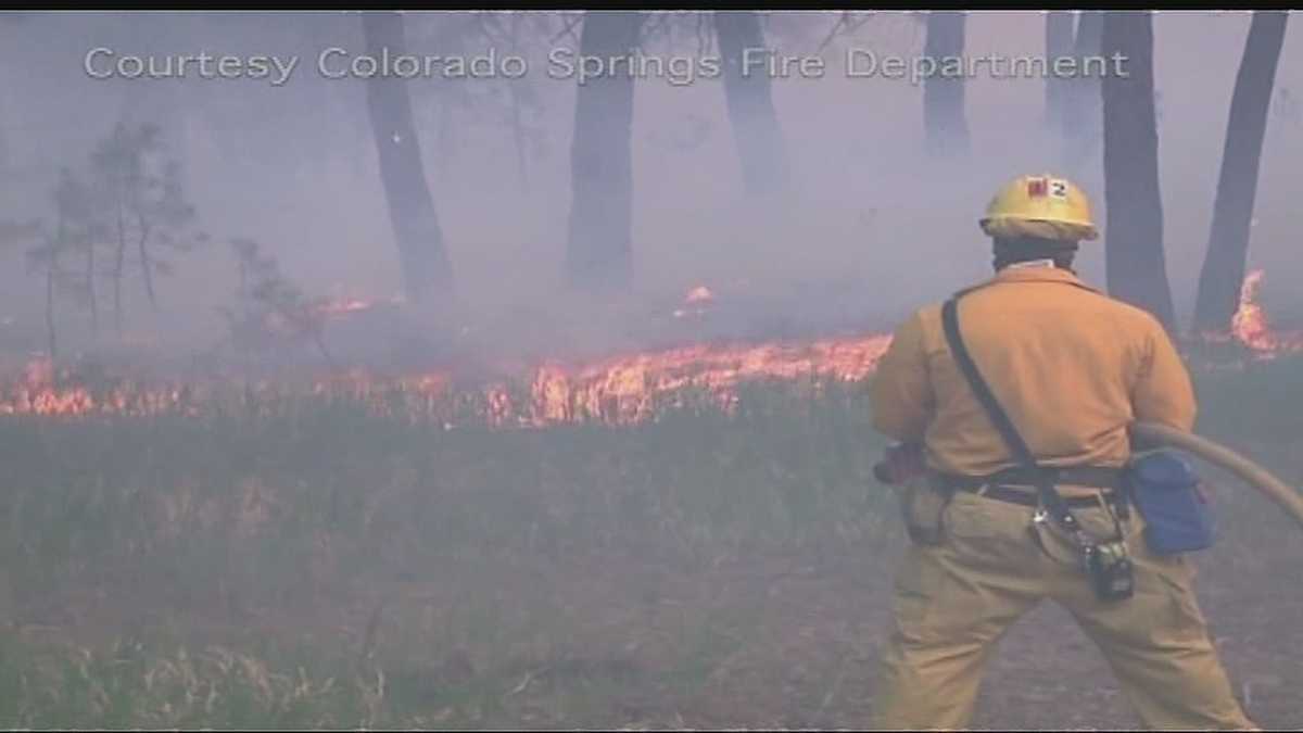 Local firefighters help battle Colorado wildfires