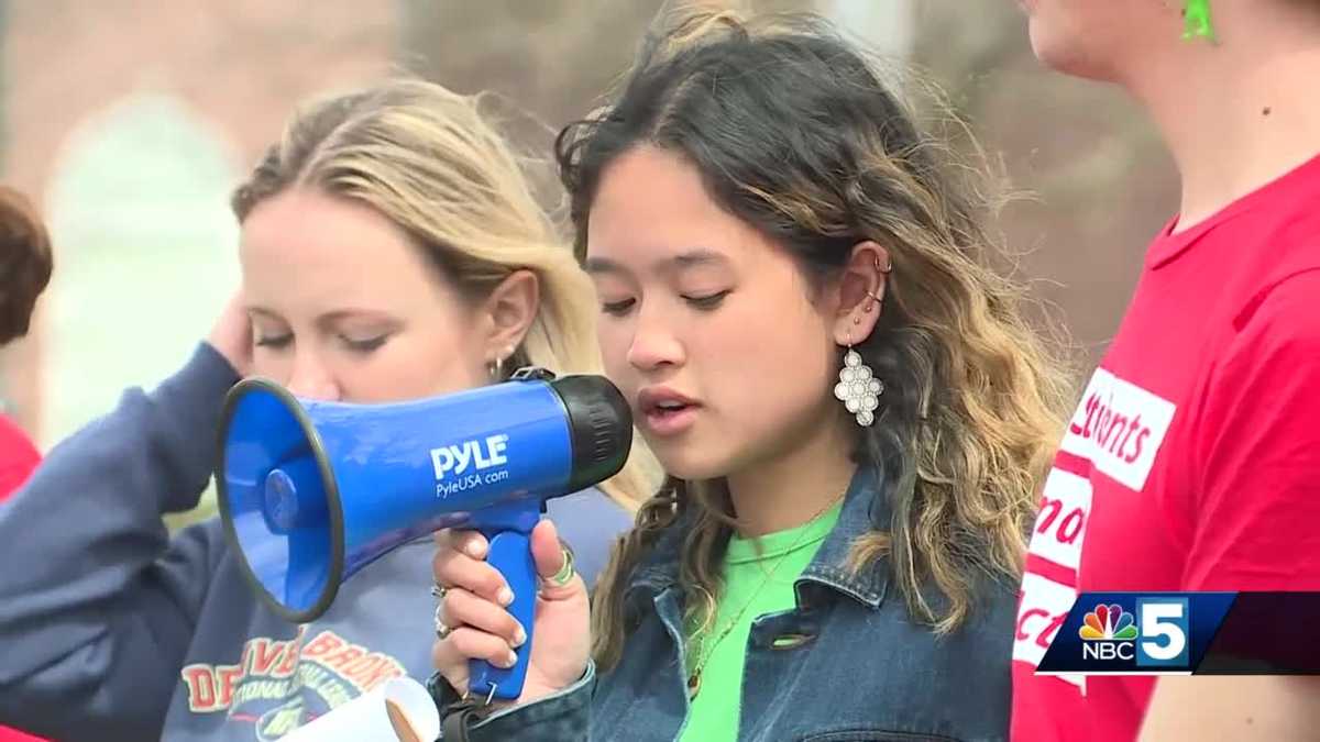 UVM students hold an anti-gun rally