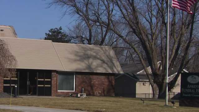 Iowa funeral home finds woman thought to be dead actually alive - Vimarsana News