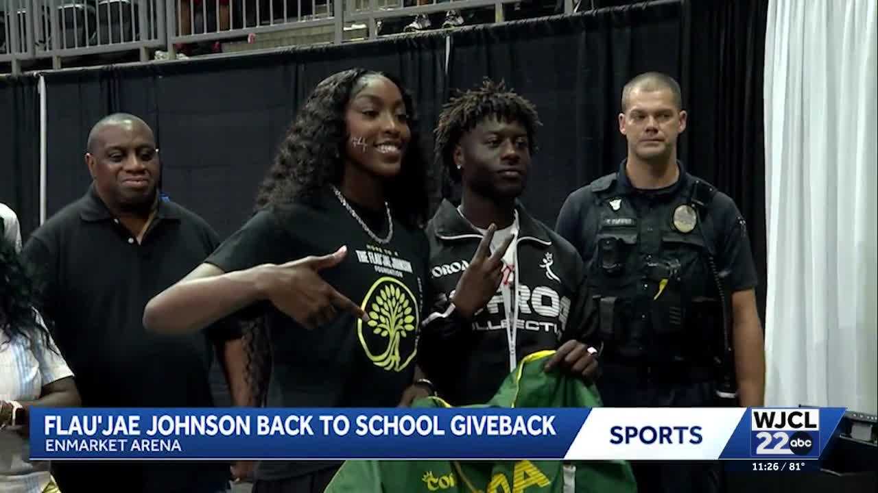 Flau'jae Johnson hosts back-to-school giveaway in Savannah