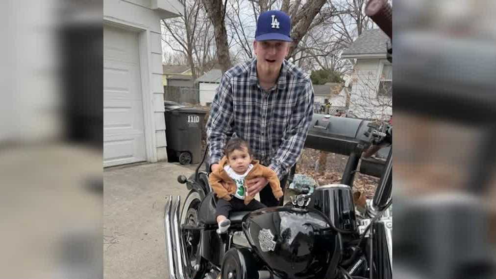 Family of Des Moines man killed in motorcycle crash mourns - Vimarsana News