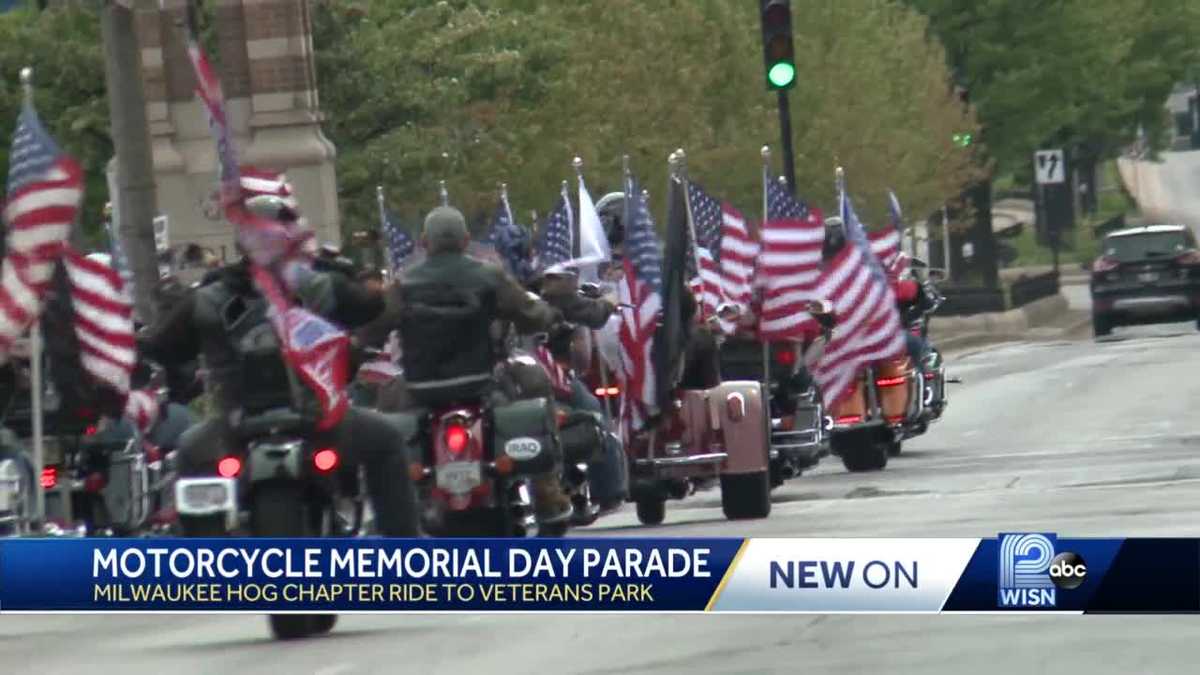 Harley riders parade to War Memorial to honor lost veterans