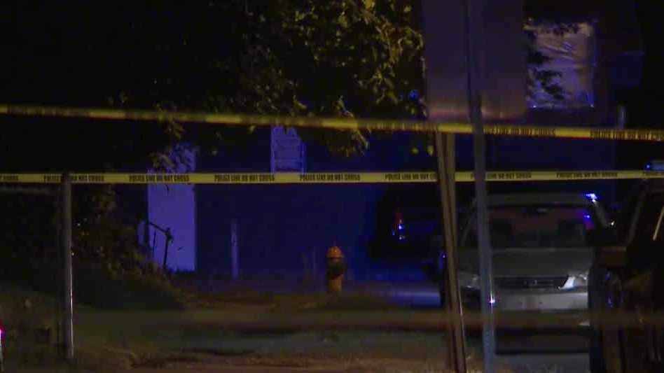 LMPD: Man in critical condition following shooting in Parkland neighborhood