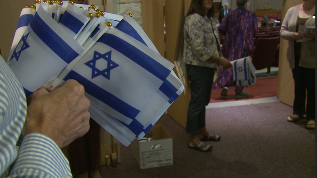 Hundreds gather in solidarity for people of Israel - Vimarsana News