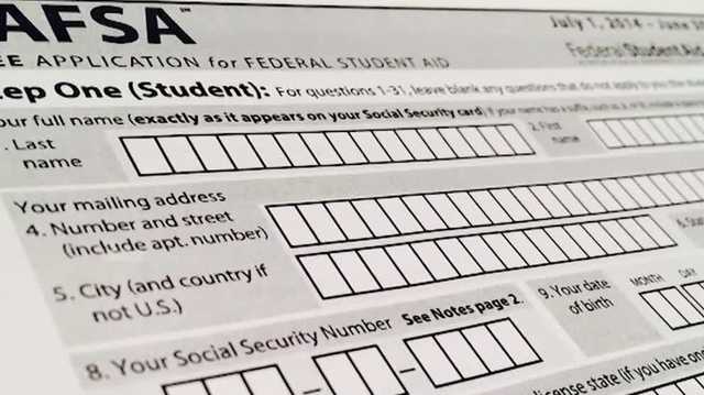 FAFSA application setback worries New Hampshire colleges - Vimarsana News