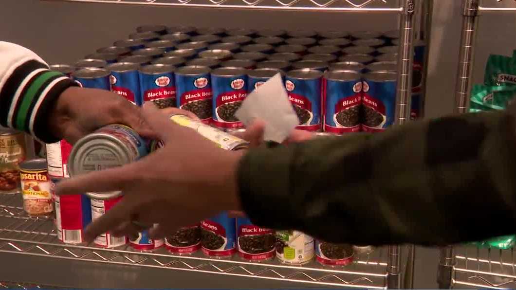$22,000 raised for citywide food drive as SNAP benefits set to expire