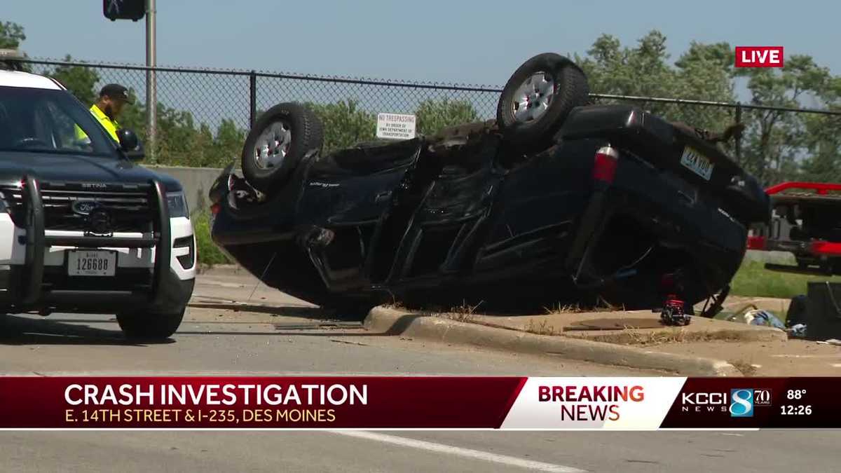 Car rolls over in accident on I-235 in Des Moines