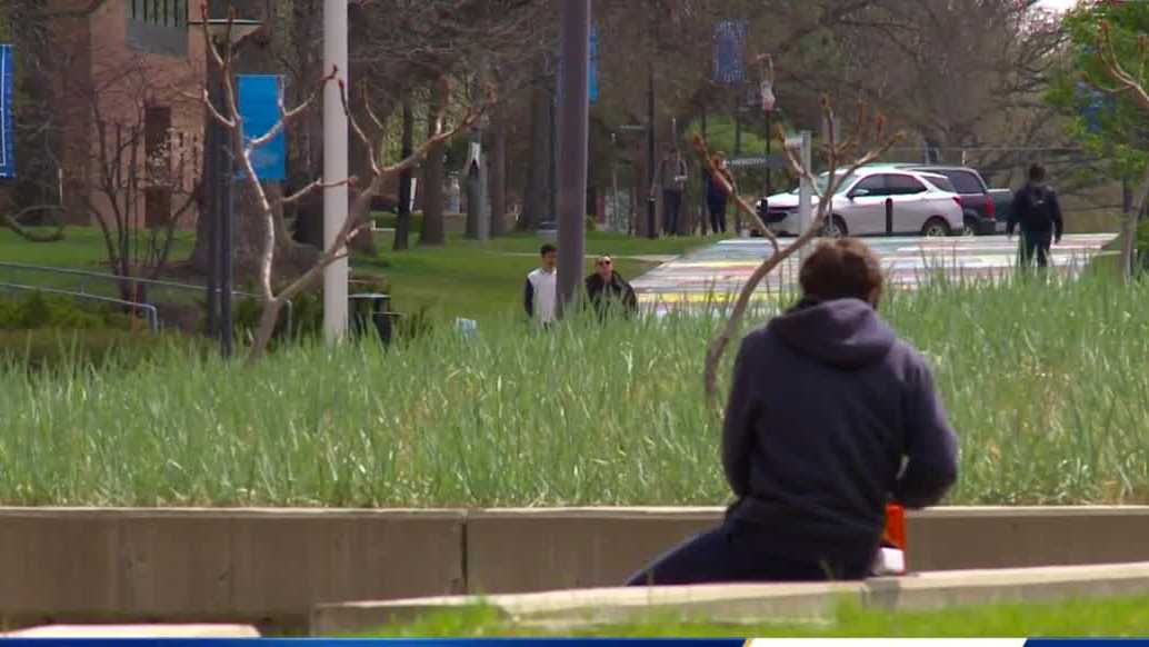 ‘It’s really scary’: COVID-19 spikes on Drake University campus – KCCI Des Moines