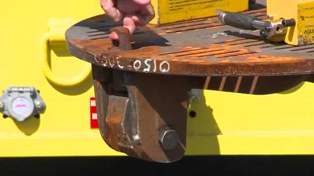 Eversource installing new, safer manhole covers across Boston - Vimarsana News