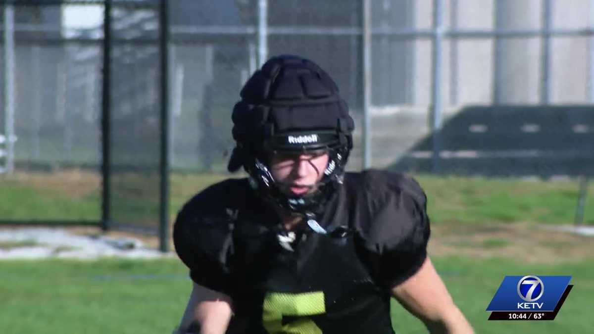 Small town, Big dreams: Landon Blum develops 8-man success into Big Ten future