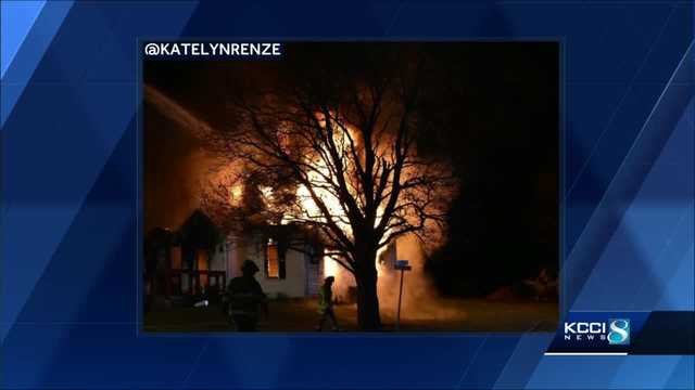 Iowa family's home is total loss after Thanksgiving night fire - Vimarsana News