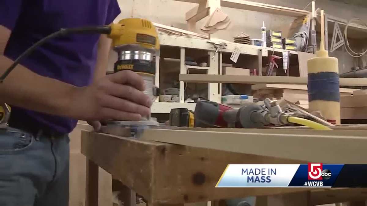 Custom woodworkers transforming home offices