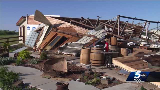 Oklahoma wedding nearly called off after tornado devastates venue - Vimarsana News