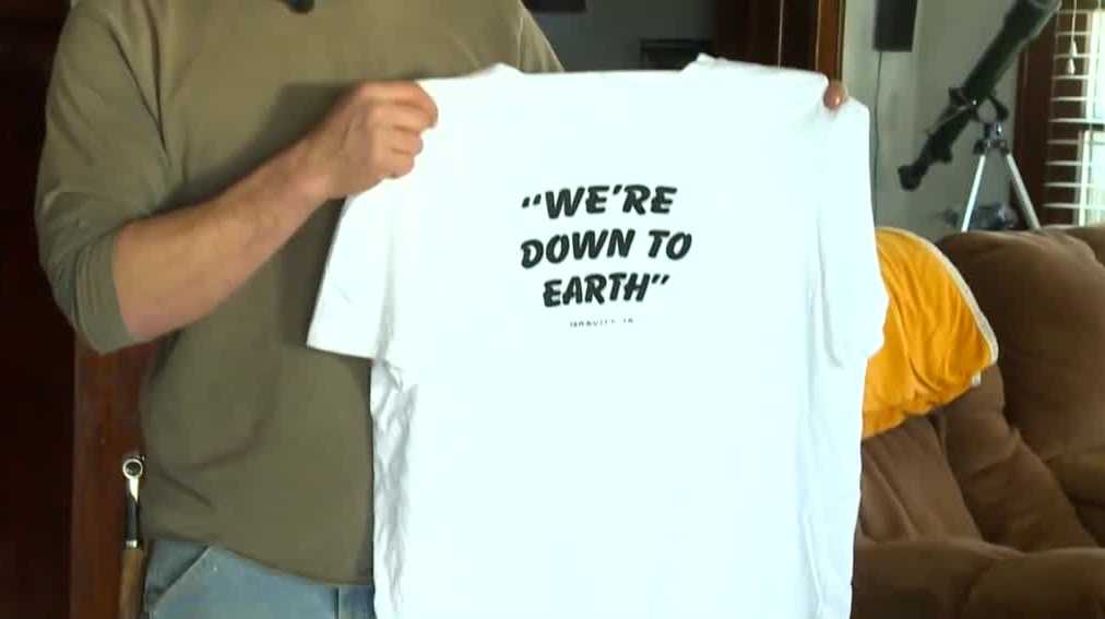 Gravity, Iowa shines on the nation's biggest stage