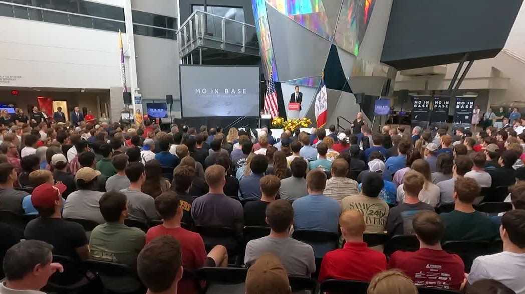 NASA briefs Iowa State students on moon base plans