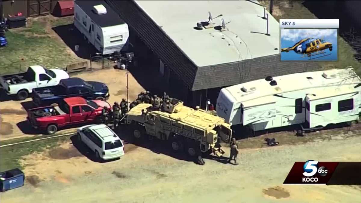 Suspect shot, critical condition after had mother hostage in Yale