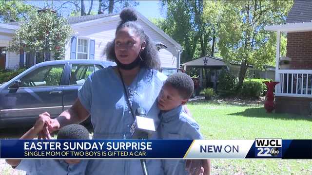 A Savannah mom receives a free car - Vimarsana News