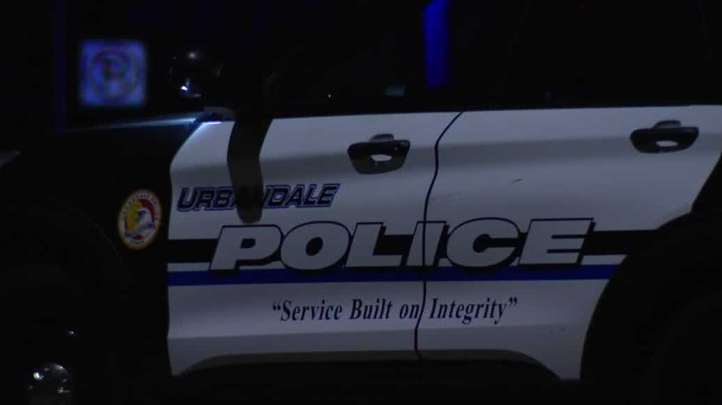 Police respond to domestic dispute standoff in Urbandale