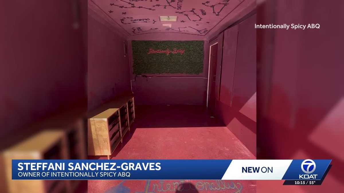 Albuquerque mobile book shop offers blind dates with books, gifts