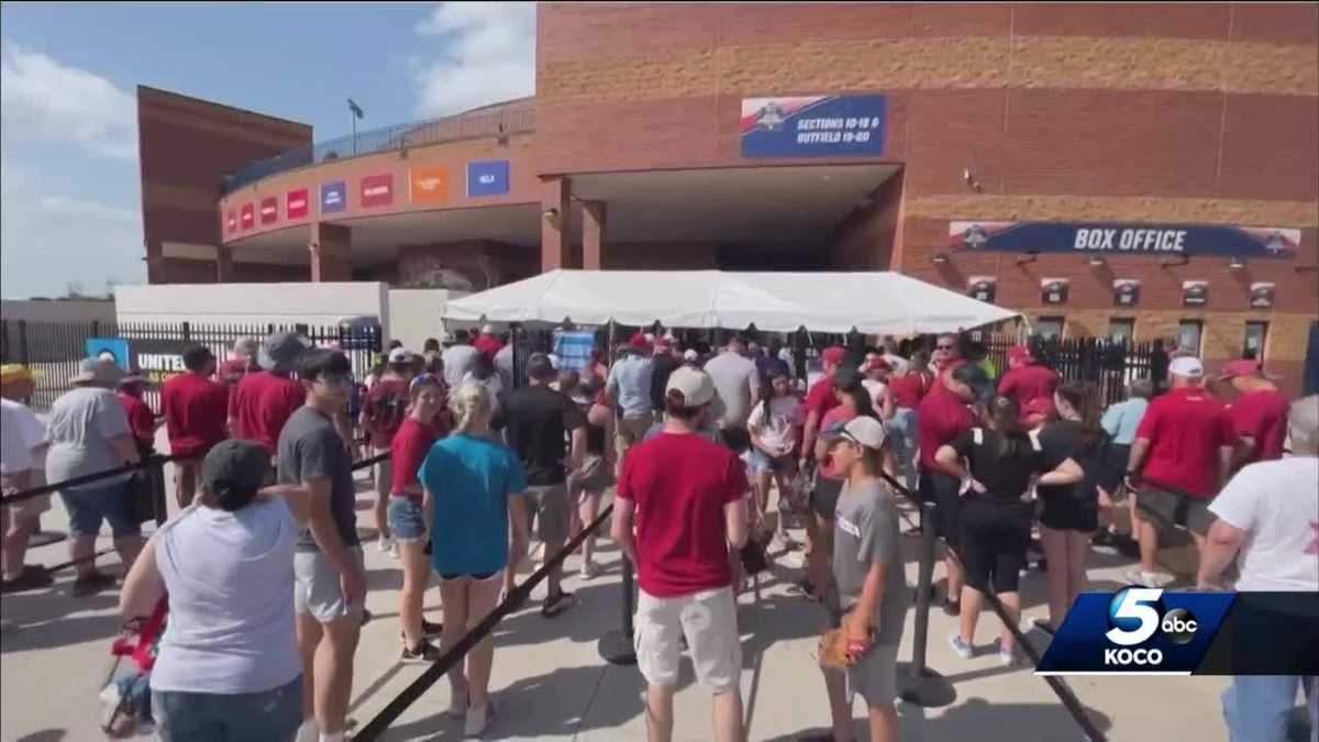 Keeping fans cool during Women’s College World Series championship games