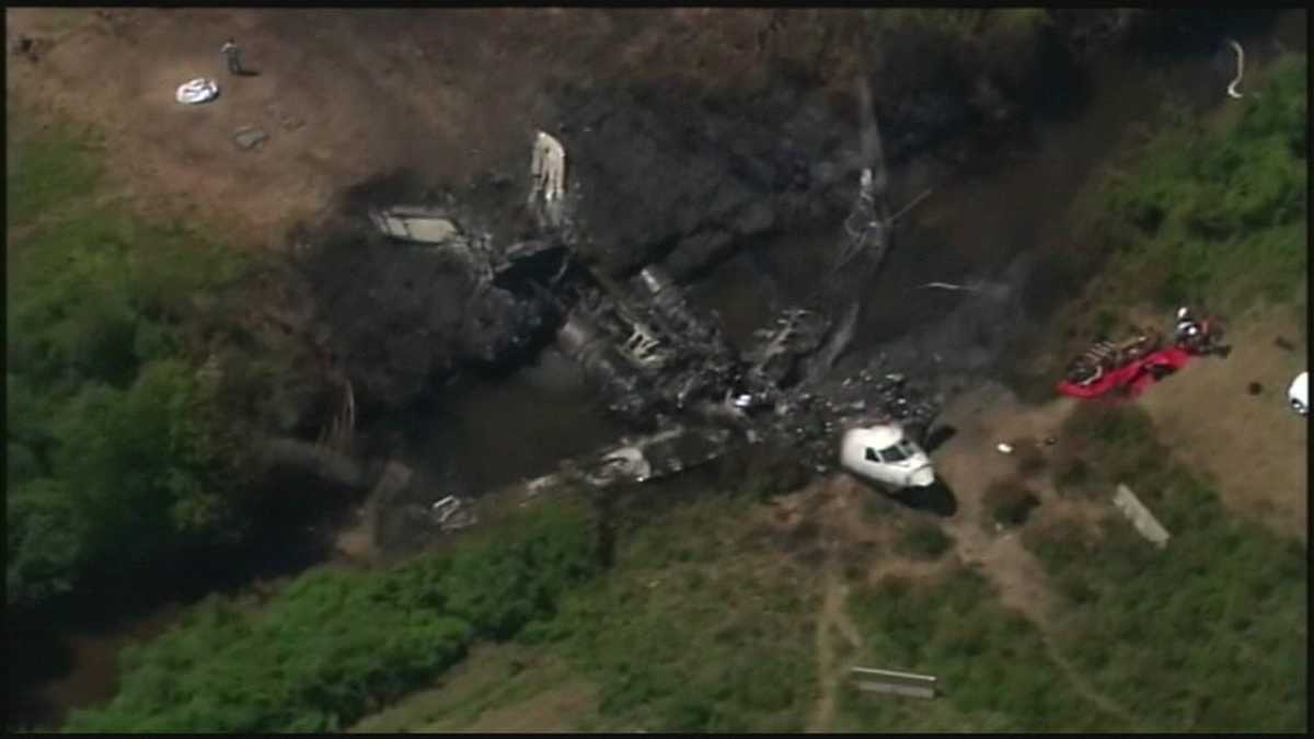 911-calls-from-airplane-crash-released