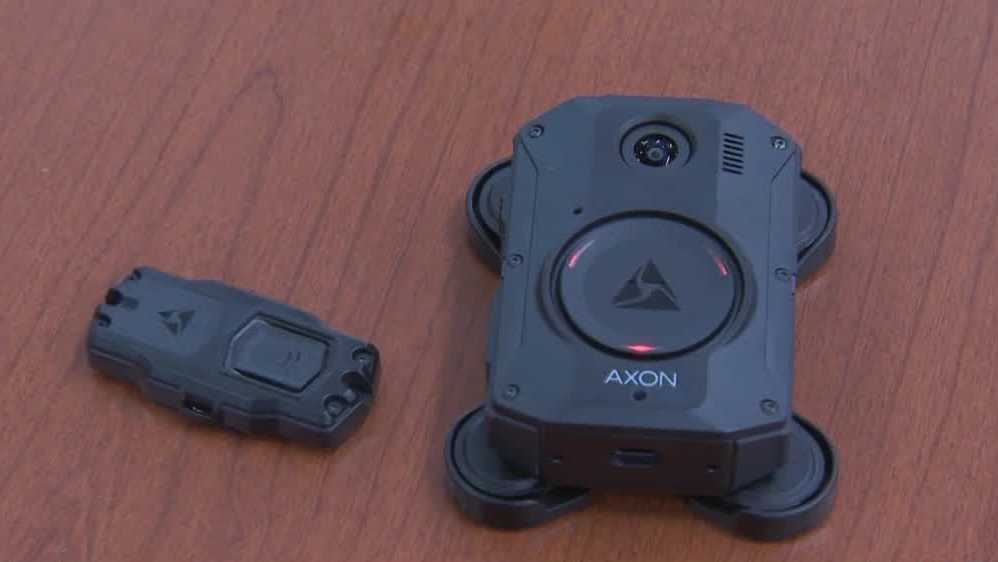 Orlando Police Department's new body cameras turn on automatically when ...