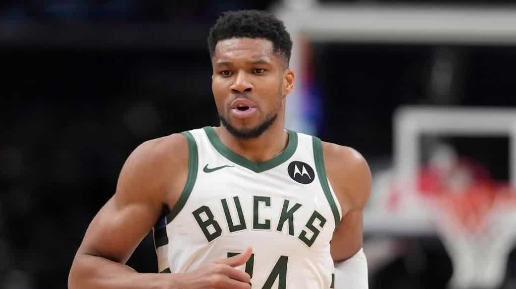 Players union says Giannis is 'healthy and ready to play': ESPN