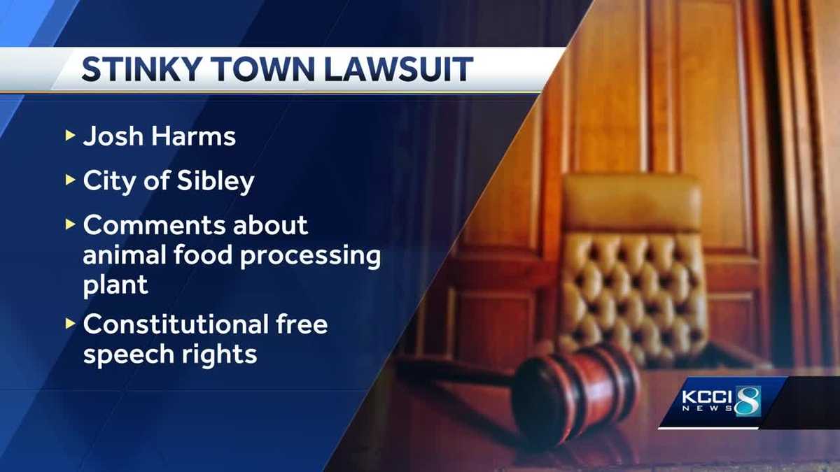 Man who said his town smelled like 'rancid dog food' sues city