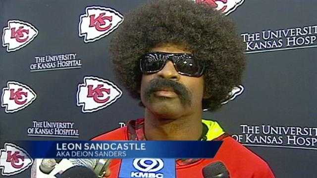 Leon Sandcastle