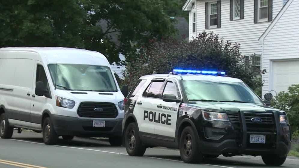 Man dead, woman injured after shooting in Manchester