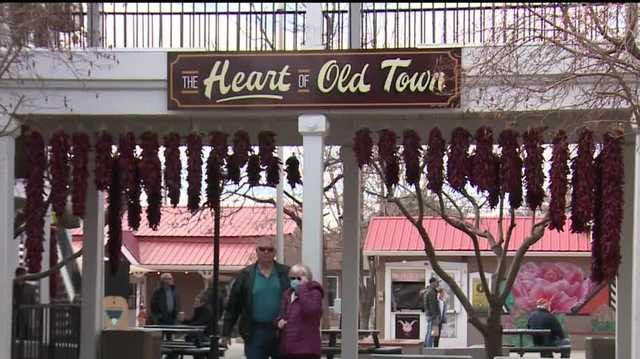 Albuquerque holiday shopping is in person and in full swing - Vimarsana News