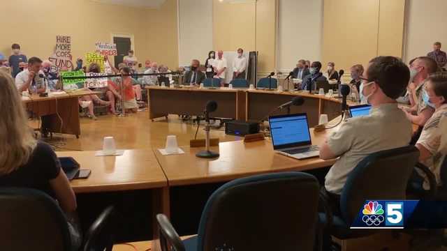 Burlington City Council votes against boosting police officer cap - Vimarsana News