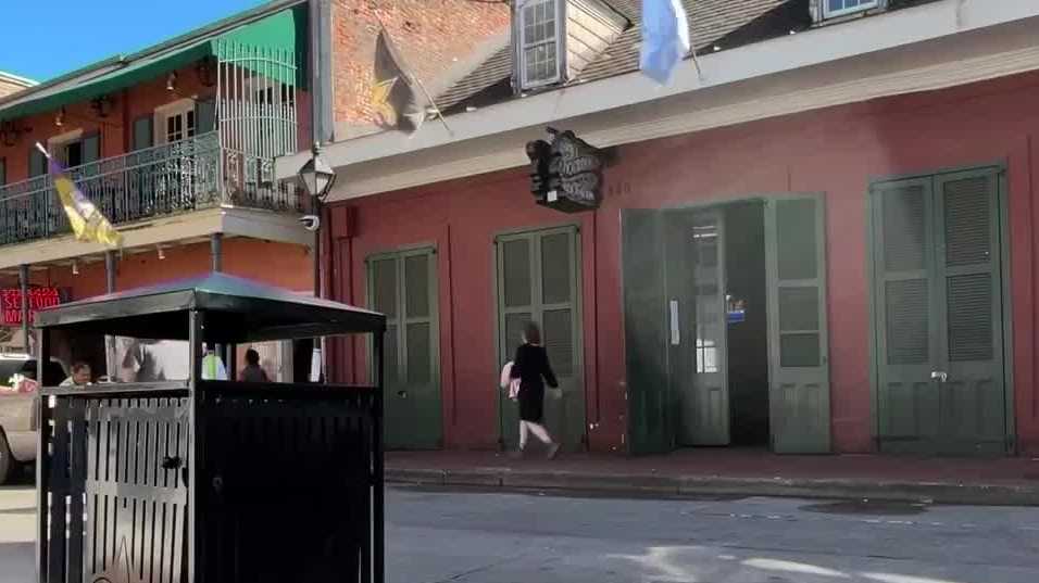 New Orleans City Council overrides mayor's emergency trash contract for French Quarter