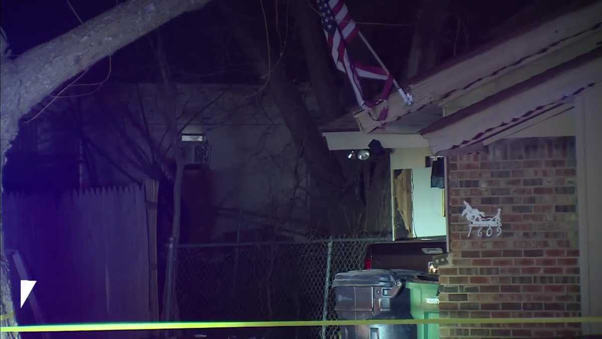 Driver dies after medical episode leads to car crashing into home - KOCO