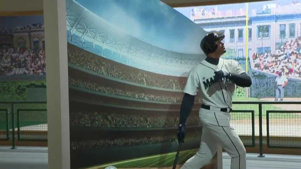 Be a Louisville tourist with the Downtown Hometown Tourist Celebration