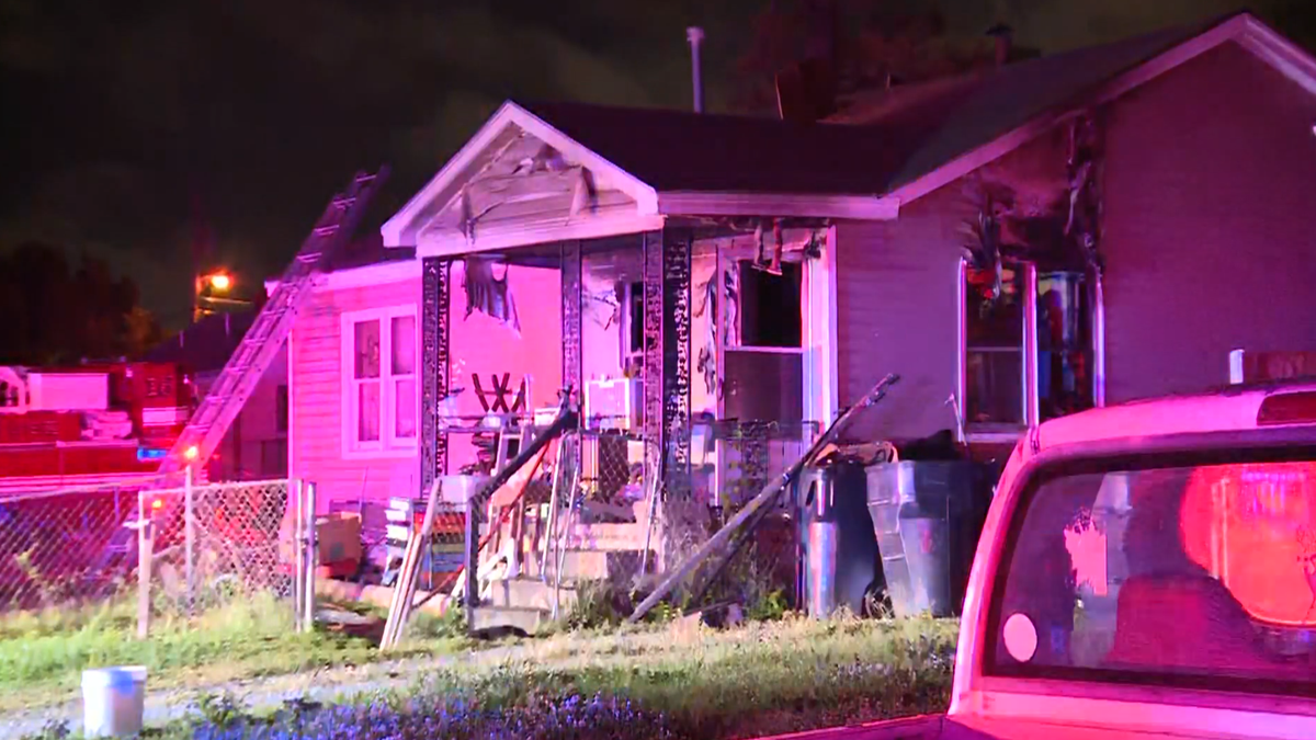 Okcfd Woman Escapes To Safety After Fire Sparks Inside Home