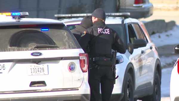 Des Moines police searching for suspect who led officers on chase