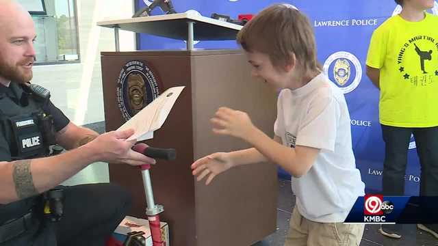 Lawrence, Kansas autistic boy, 7, reunited with stolen Lightning McQueen scooter - Vimarsana News