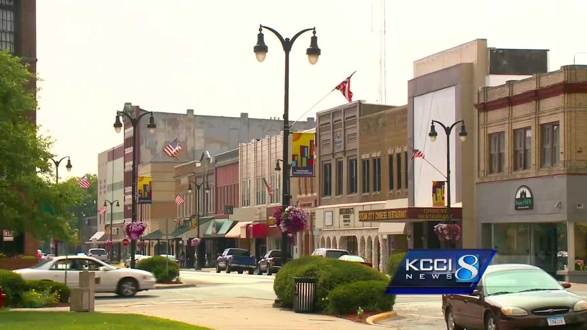 Rural Iowa towns take steps to bring people back in