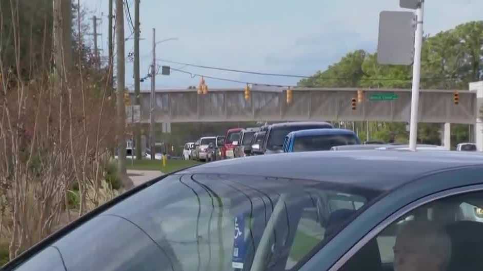 Gas stations begin to reopen in Wilmington
