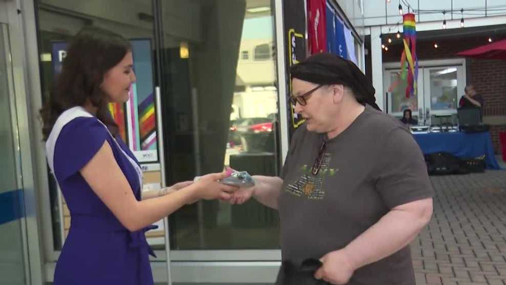 Louisville nonprofit donates 30,000th hygiene bag to veteran - Vimarsana News